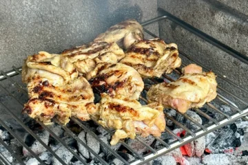 Poulet grillé « Gai Yang », sauce pimentée « Nahm Jim »