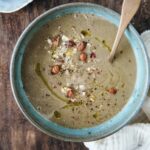 Crème de cèpes aux éclats de noisette