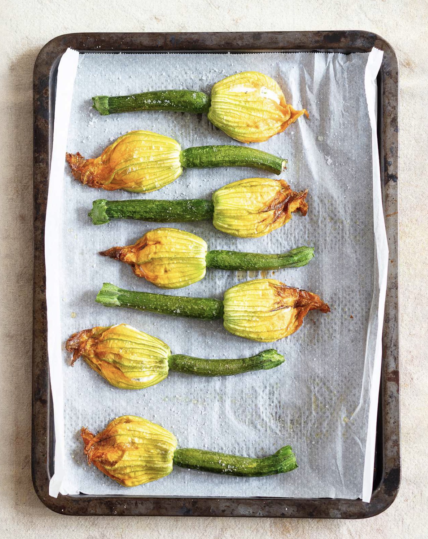 Fleurs de courgettes farcies à la ricotta