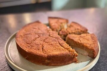 Gâteau aux poires et farine de châtaigne