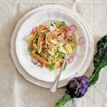 Salade d'artichauts crus, pecorino et amandes