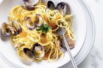Spaghettis à la vongole et à la poutargue